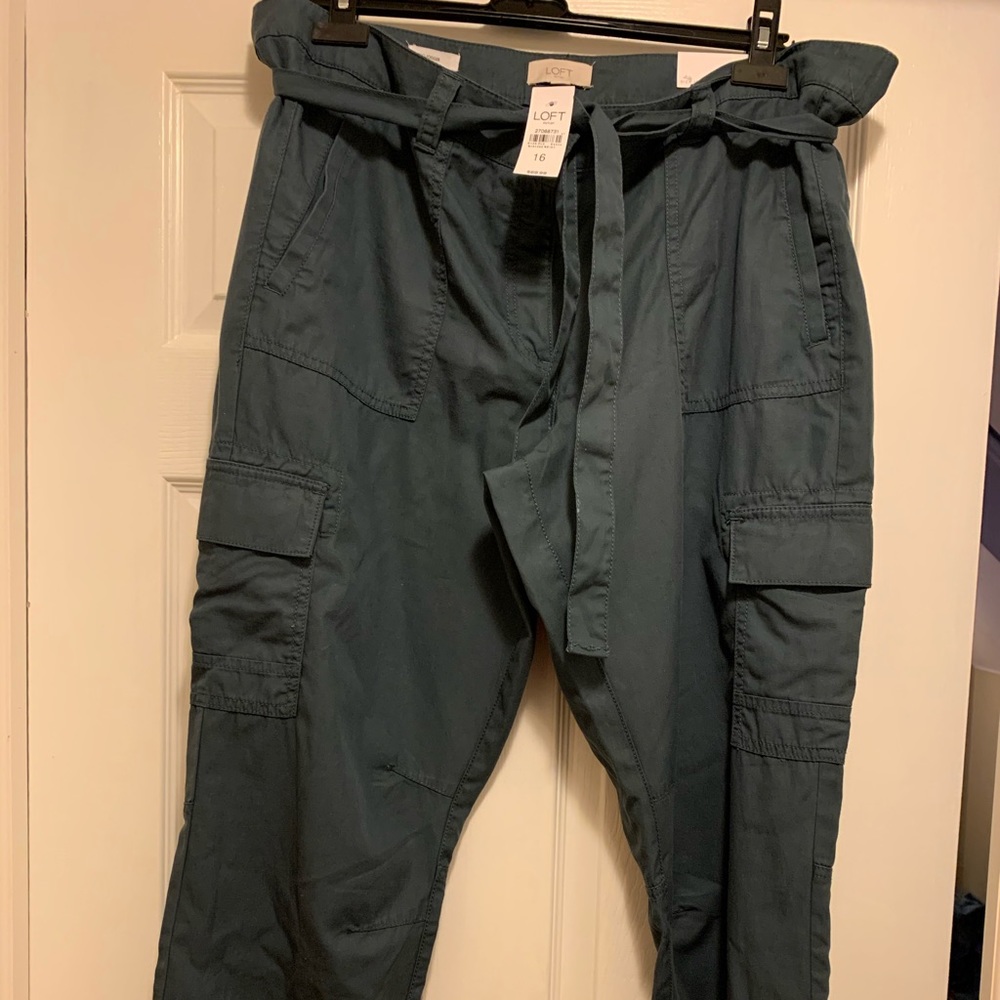 Loft Cargo Jogger size 16 🆕
